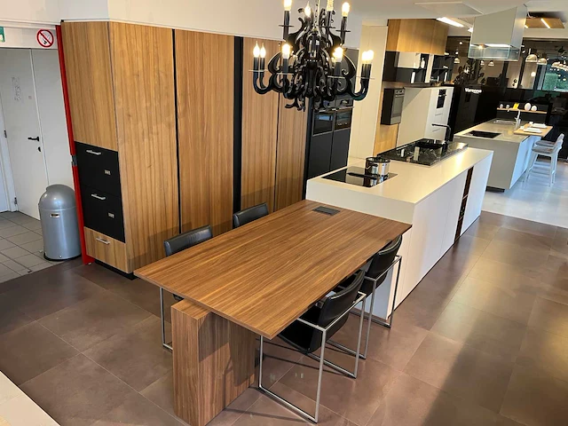 Varenna poliform - showroomkeuken - afbeelding 55 van  57