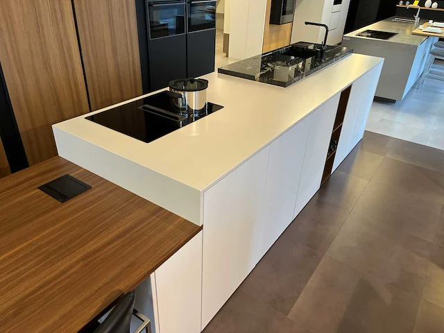 Varenna poliform - showroomkeuken - afbeelding 56 van  57