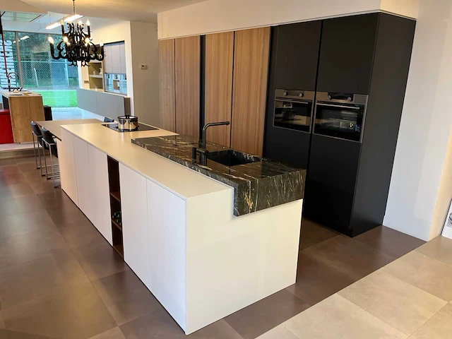 Varenna poliform - showroomkeuken - afbeelding 57 van  57
