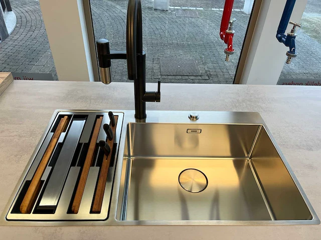 Varenna poliform - showroomkeuken - afbeelding 26 van  45