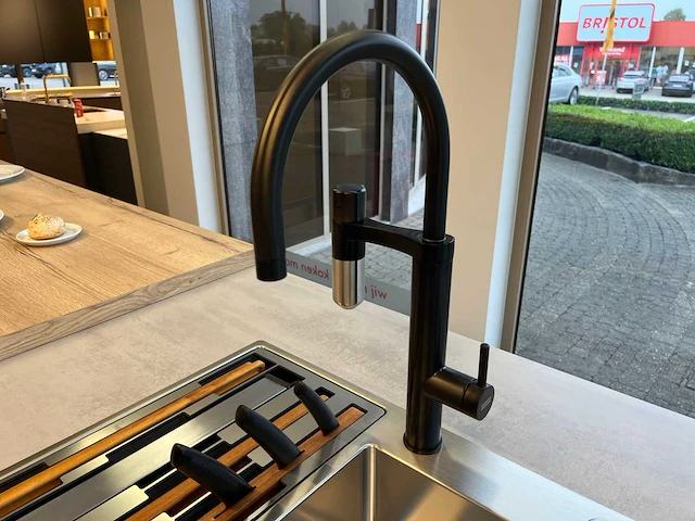 Varenna poliform - showroomkeuken - afbeelding 28 van  45