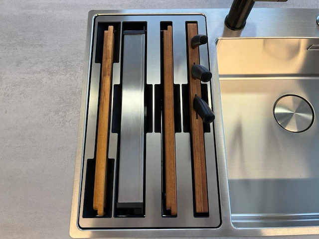 Varenna poliform - showroomkeuken - afbeelding 29 van  45