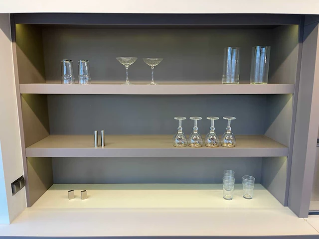 Varenna poliform - showroomkeuken - afbeelding 42 van  45