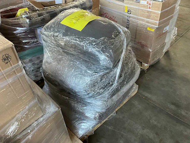 Various contractor materials - afbeelding 1 van  3
