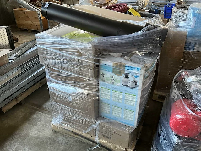 Various contractor materials - afbeelding 1 van  3