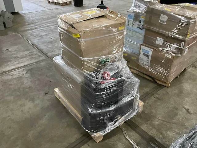 Various contractor materials - afbeelding 2 van  9