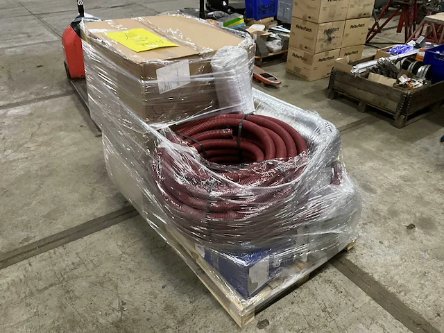 Various contractor materials - afbeelding 7 van  13