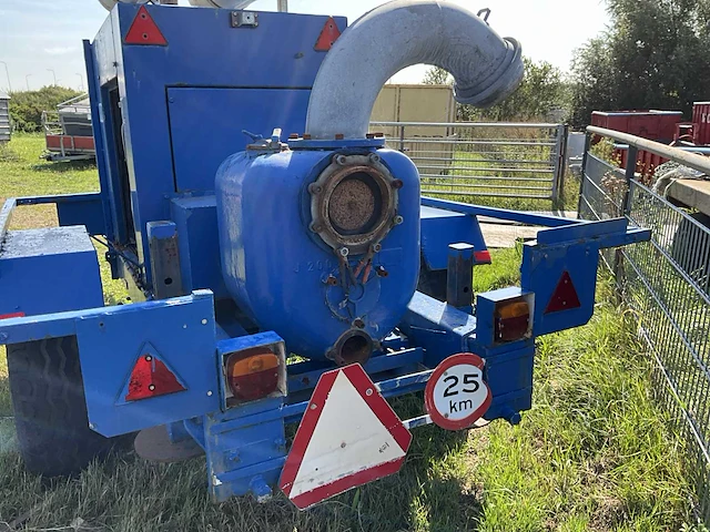 Varisco noodpomp aanhangwagen - afbeelding 10 van  15