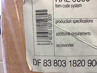 Vasco - niva bath acc 1820 - vasco niva bath kapstok met 3 leggers ral9005 - afbeelding 4 van  4