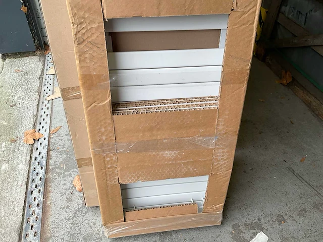 Vasco aster hf-el-bl elektrische radiator met blower 500x1805 mm 1750w - afbeelding 5 van  6