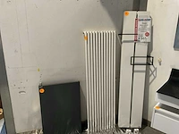 Vasco beams designradiator 32x160 cm - afbeelding 2 van  2