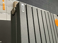 Vasco designradiator 30x182 cm - afbeelding 1 van  4
