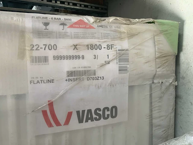 Vasco flatline x 1800 8f 22-700 radiator - afbeelding 3 van  5