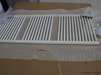 Vasco handdoekradiatoren - 5 stuks - nieuw in verpakking - afbeelding 1 van  7