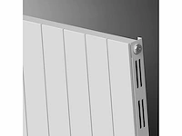 Vasco viola v1-zb verticale designradiator - afbeelding 2 van  4