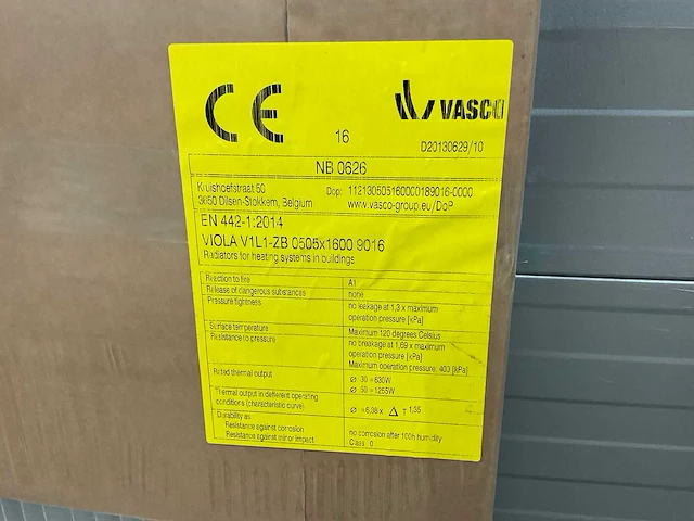 Vasco viola v1l1-zb designradiator 1255w - afbeelding 4 van  5