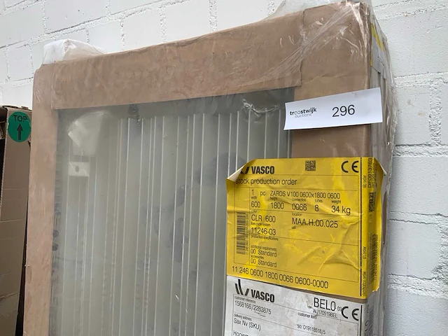 Vasco zaros 600-1800 designradiator - afbeelding 3 van  4