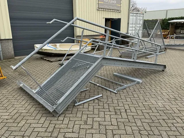 Vaste trap - afbeelding 3 van  4