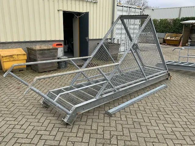 Vaste trap - afbeelding 1 van  4