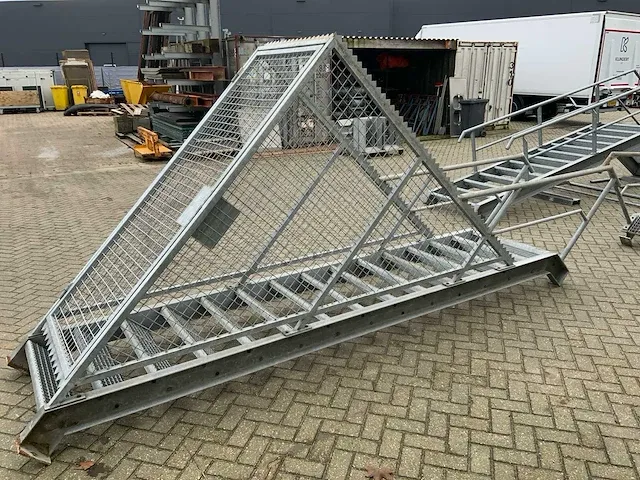 Vaste trap - afbeelding 3 van  4