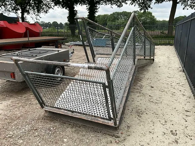 Vaste trap - afbeelding 1 van  7