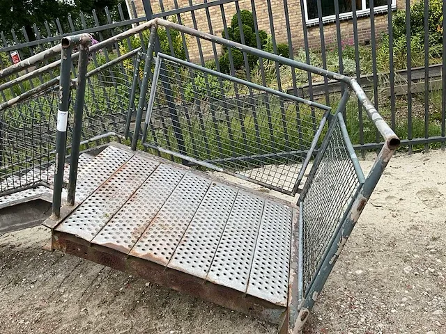 Vaste trap - afbeelding 6 van  7