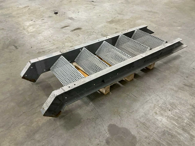 Vaste trap - afbeelding 4 van  5