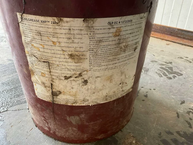 Vat total grease smeervet met handpomp - afbeelding 2 van  2