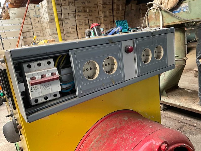 Vaupel b-vh-3efu noodstroomaggregaat - afbeelding 5 van  7