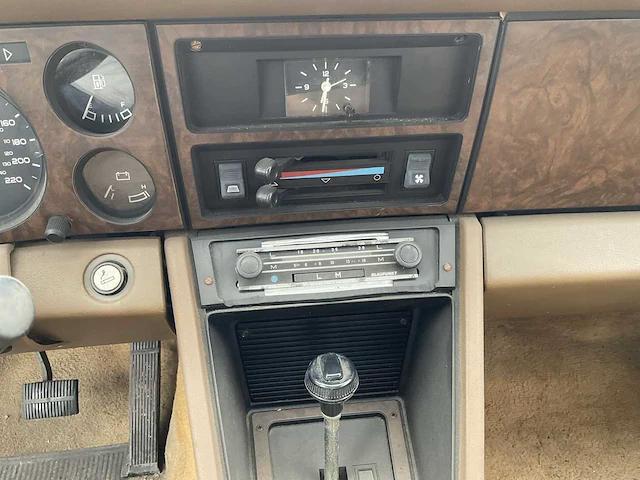 Vauxhall - 1978 - vx2300 gls - personenauto - afbeelding 6 van  21