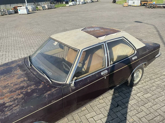 Vauxhall - 1978 - vx2300 gls - personenauto - afbeelding 14 van  21