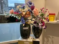 Vazen met deco bloemen - afbeelding 1 van  5