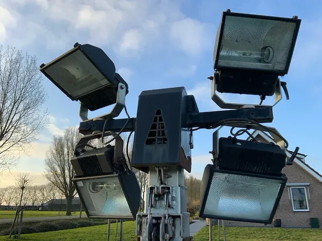 Vb-9 tower light - afbeelding 4 van  27