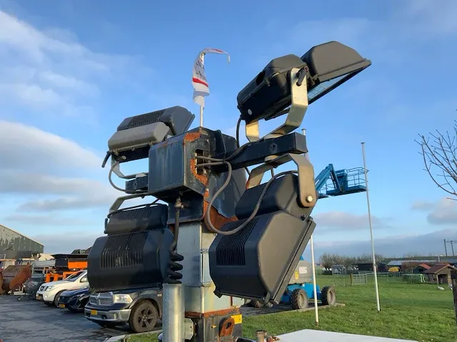 Vb-9 tower light - afbeelding 10 van  27