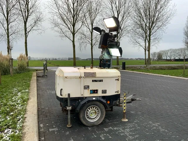 Vb-9 tower light - afbeelding 1 van  27