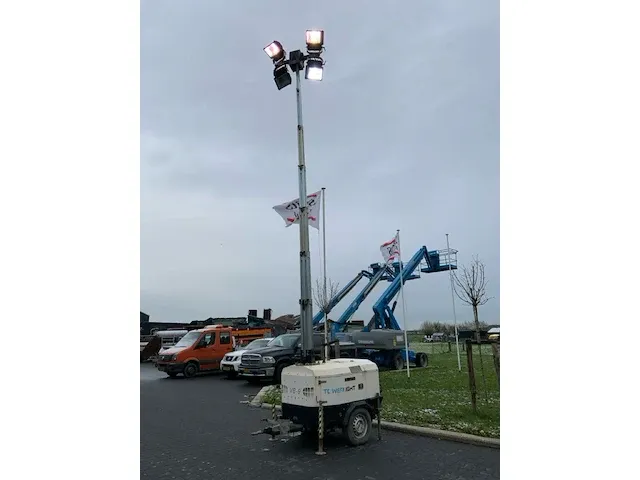Vb-9 tower light - afbeelding 21 van  27