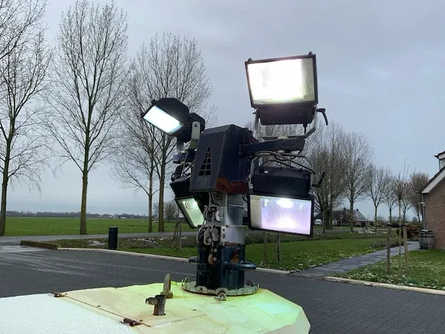 Vb-9 tower light - afbeelding 22 van  27