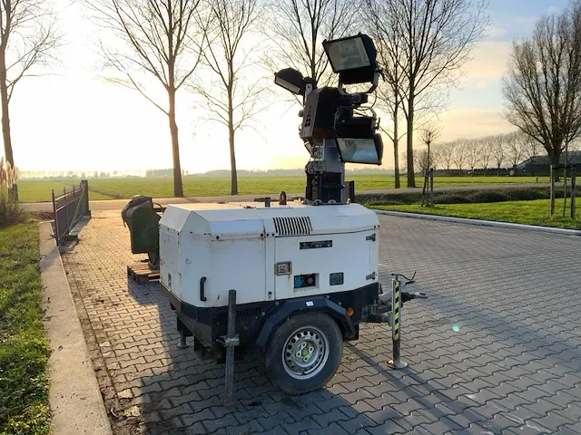 Vb-9 tower light - afbeelding 24 van  27