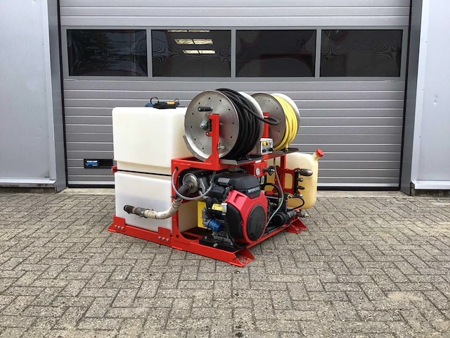 Vdp python rioolreinigingsmachine - afbeelding 1 van  7