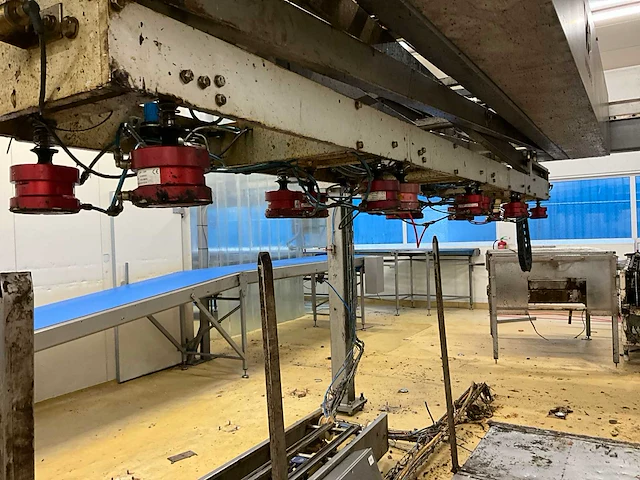 Vdp/güdel bakplaten robot wisselstation - afbeelding 4 van  9