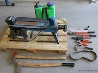 Vdt houtklover model v527 incl. gifspuit, hakbijlen & snoeischaren - afbeelding 1 van  8