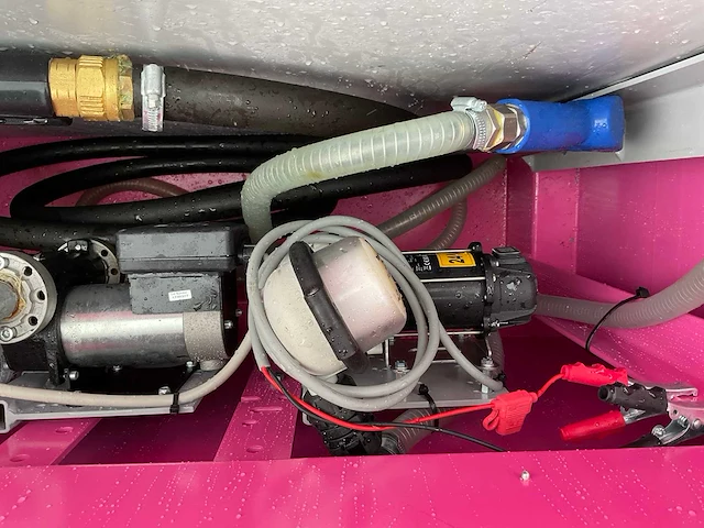 Vdzm 100 combi horizontale brandstof + adblue opslagtank - afbeelding 10 van  11