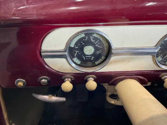 Vedette oldtimer - afbeelding 11 van  24