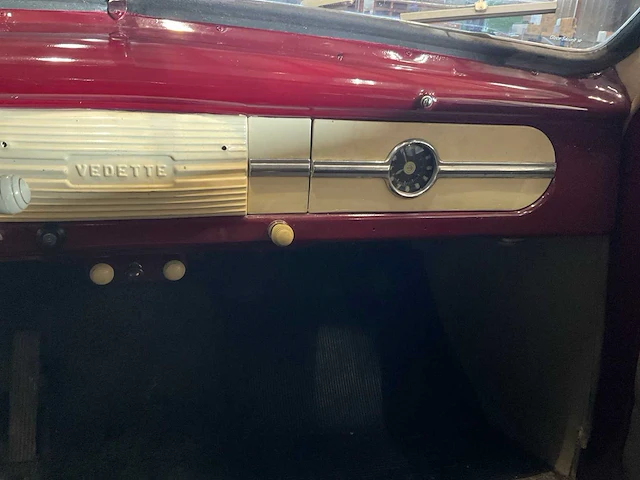 Vedette oldtimer - afbeelding 16 van  24