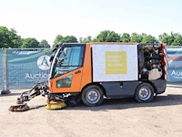 Veegmachine aebi mfh2500 diesel 2011 - afbeelding 1 van  1