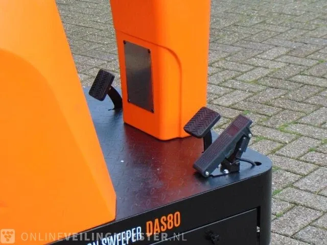 Veegmachine daewoo, das80, bouwjaar 2023 - afbeelding 16 van  17