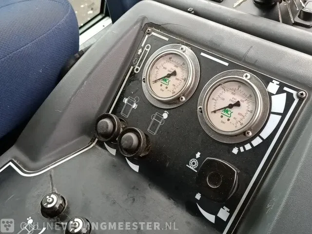 Veegmachine dulevo, 6000 revolution, bouwjaar 2016 - afbeelding 7 van  44