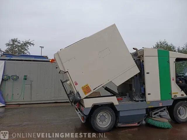 Veegmachine dulevo, 6000 revolution, bouwjaar 2016 - afbeelding 31 van  44
