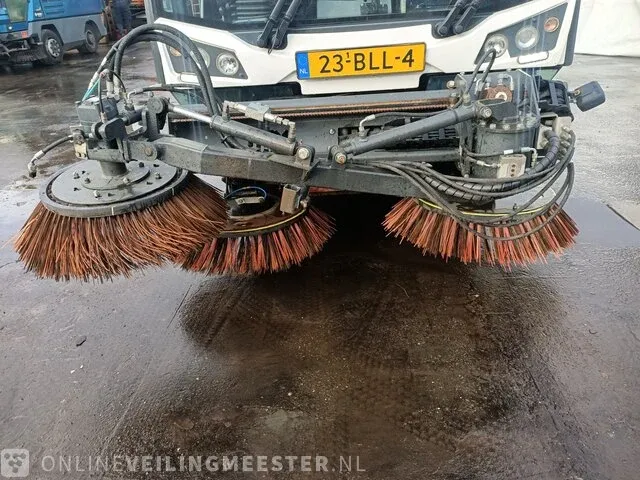 Veegmachine johnston, 2018 johnston cx401, bouwjaar 2018 - afbeelding 14 van  38