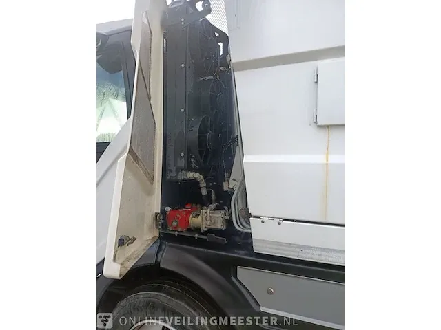 Veegmachine johnston, 2018 johnston cx401, bouwjaar 2018 - afbeelding 16 van  38